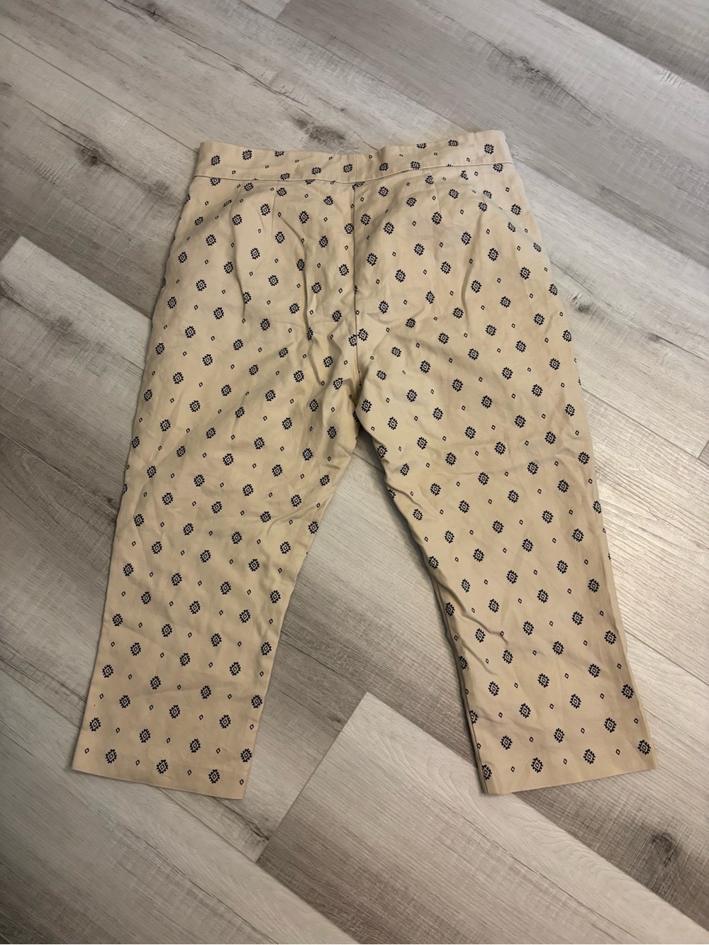 ⭐️SALE - M&S Collection Beige Geometric Print Cropped Ankle Pants Women’s Sz 10 - Picture 12 of 13